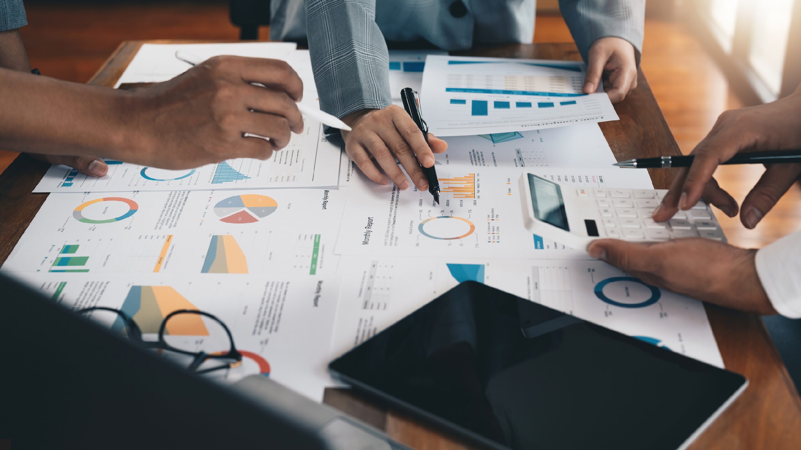 Análise SWOT: como entender o ambiente interno e externo do seu negócio