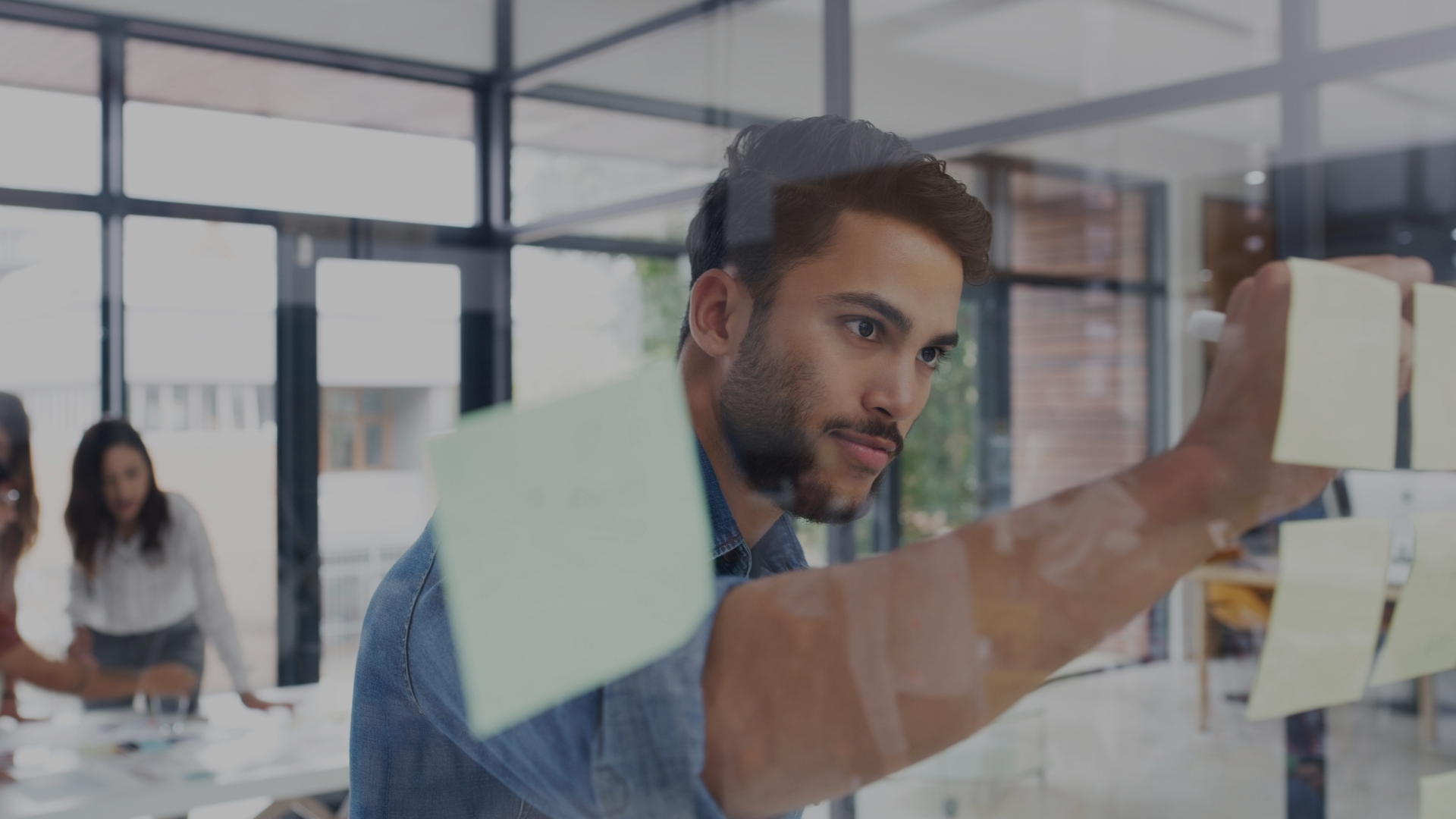 Empresas que usam IA estão ficando mais produtivas. A sua está preparada?